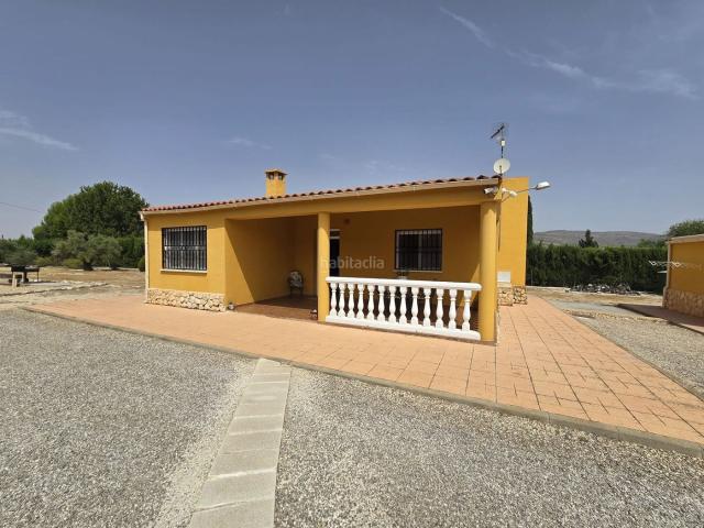 Chalet en venta en Villena, Cabanes y Las Fuentes. Chalets.