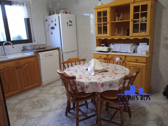 Chalet en venta en Vinaròs, Centro Comercial Capsades Hospital. MAGNIFICO CHALET EN ZONA TRANQUILA. Chalets.