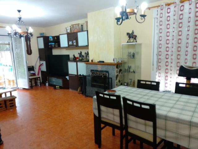 Chalet en venta en Viso de San Juan El. AOC VENDE CHALET INDEPENDIENTE, CON 8 HABITACIONES Y 6 BAÑOS EN EL VISO DE SAN JUAN. Chalets Viso de San Juan.