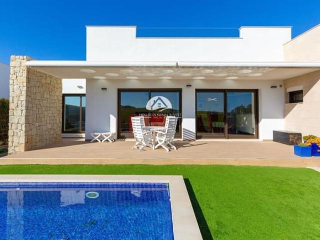 Chalet en venta en Vistabella, Alicante