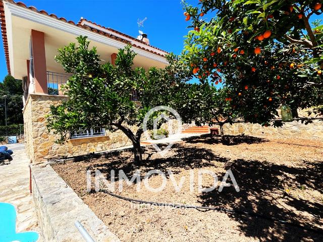 Chalet en venta en Xàtiva. Chalets.