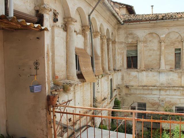 Chalet en venta en Xàtiva. Excepcional activo patrimonial en pleno centro histórico de Xàtiva València. Chalets.