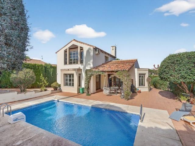 Chalet en venta en Xàbia, Cap Martí El Tossalet Pinomar. Villa con piscina privada en Villes del Vent, Jávea. Chalets.