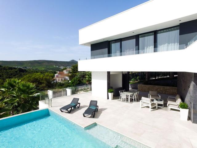 Chalet en venta en Xàbia, Centro Ciudad. Villa de lujo moderna con vistas al mar en Jávea, Tosalet 5. Chalets.