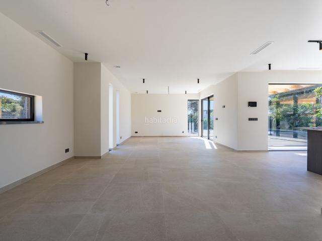 Chalet en venta en Xàbia, Centro Ciudad. Villa de lujo sostenible en La Guardia Park, Jávea con piscina. Chalets.
