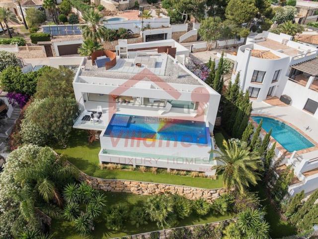 Chalet en venta en Xàbia, Montañar El Arenal. Joya arquitectónica en las alturas de Jávea. Chalets.