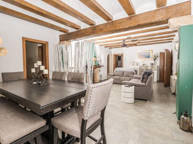 Chalet en venta en Xàbia, Montgó Ermita. Exclusiva villa reformada con vistas panorámicas en el Montgó, Jávea. Chalets.