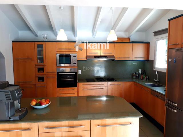 Chalet en venta en Xàbia, Montgó Ermita. Propiedad con vistas abiertas para reformar a tu gusto o edificar. Chalets.