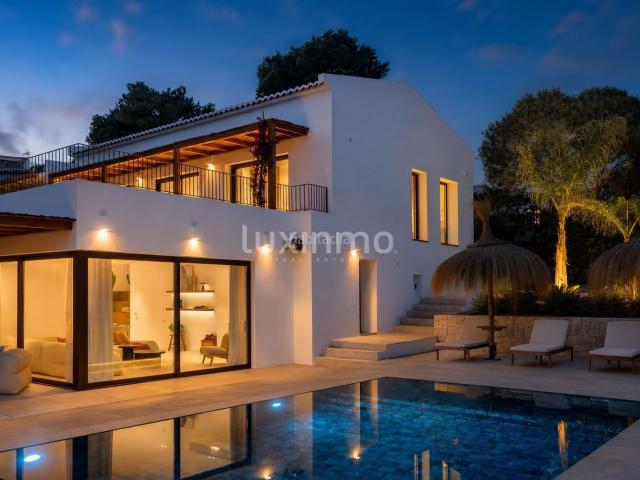 Chalet en venta en Xàbia, Portichol Balcón al Mar. Villa de 4 dormitorios con vistas al mar en Jávea. Chalets.