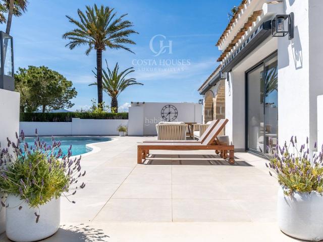 Chalet en venta en Xàbia, Partida Tosal Zona dels Castellans. VILLA MONTECALMA REFUGIO MEDITERRÁNEO CONTEMPORÁNEO CON VISTAS AL MONTGÓ EN JÁVEA. Chalets.