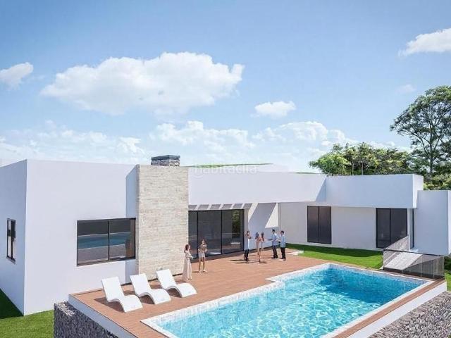 Chalet en venta en Xàbia, Partida Comunes Adsubia. Moderna villa con vista al mar, Jávea. Chalets.