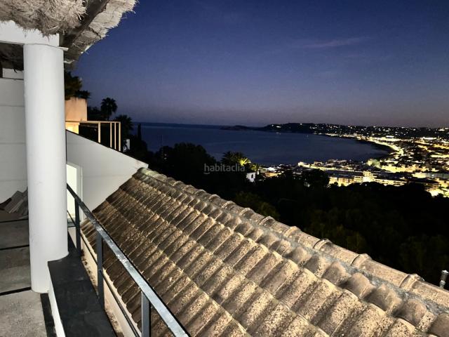 Chalet en venta en Xàbia, Puerto. Casa Utinga. Estilo, ubicación y orientación en perfecta armonía. Chalets.