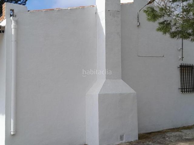 Chalet en venta en Yecla. CHALET CON PISCINA A 1,5 KM DE YECLA. Chalets.