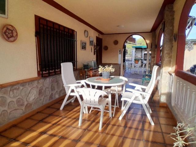 Chalet en venta en Yecla. CHALET CON PISCINA EN YECLA. Chalets.