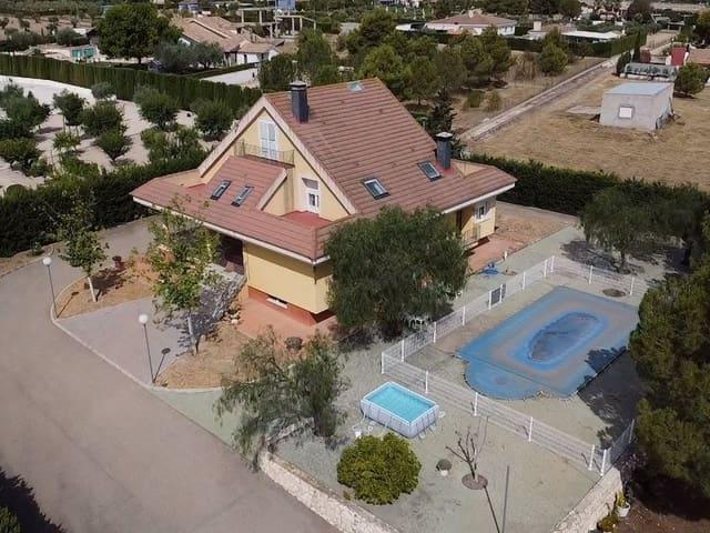 Chalet en venta en Yecla, Murcia