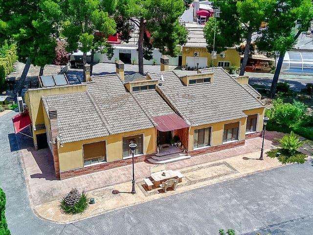 Chalet en venta en Yecla, Murcia