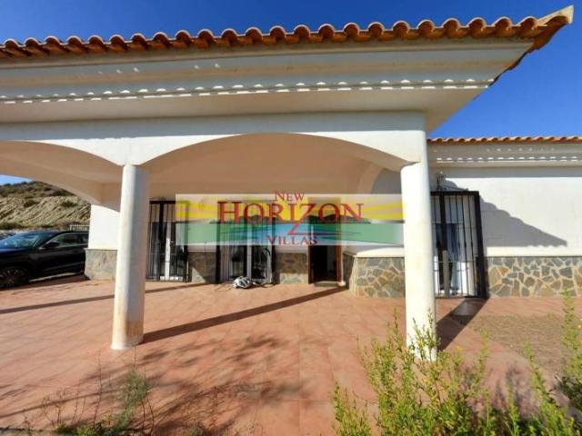 Chalet en venta en Zurgena