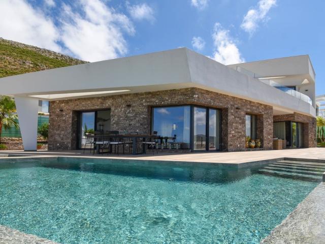 Chalet en venta. JáVEA