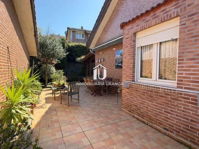 Chalet en venta. LIMPIAS
