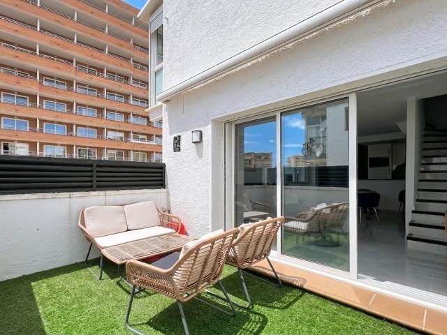 Chalet en venta. ROSES