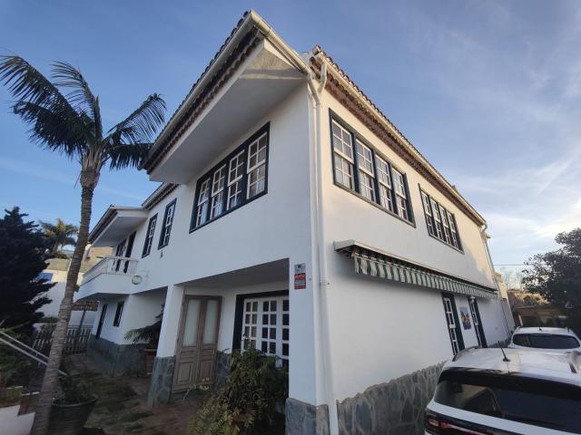 Chalet en venta. TACORONTE