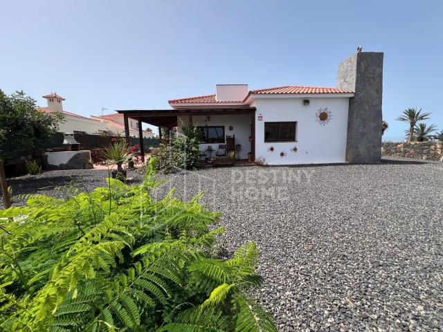Chalet en venta. VILLAVERDE