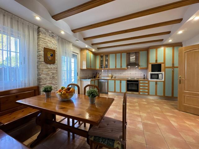 Chalet en venta Zorongo