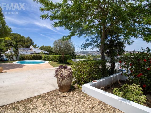 Chalet en zona exclusiva en Jávea