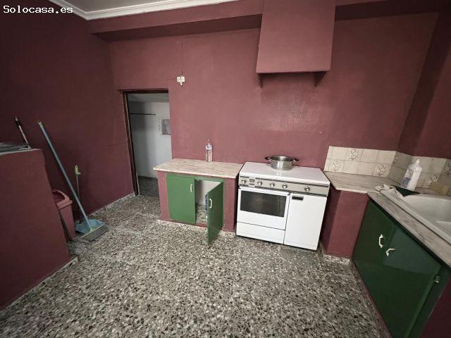 CHALET EN ZONA SUGEL CON PISCINA Y POZO, 35.590M2