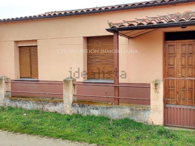 Chalet, Encinas de Abajo