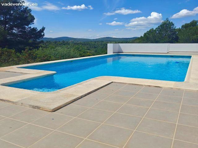 Chalet ecológico con piscina