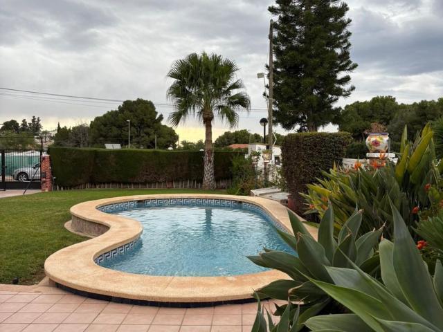 Chalet, El Campello