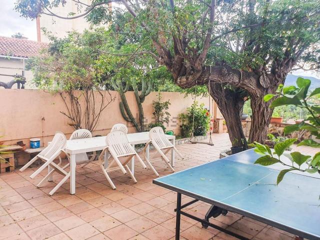 Chalet, El Papiol