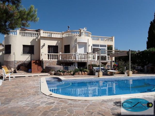 Chalet, El Perello