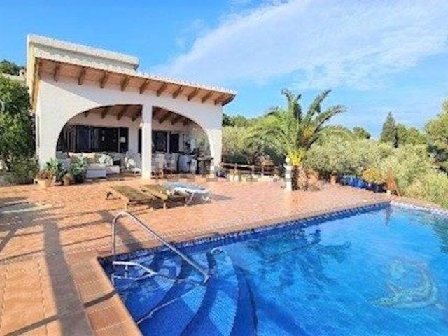 Chalet, El Perello