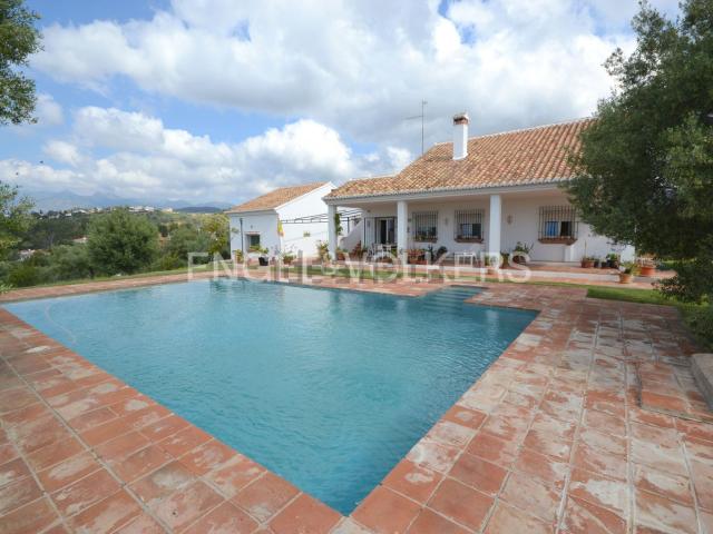 Chalet, El Rosario Ricmar, Marbella