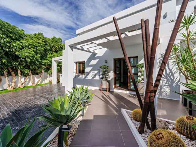 Chalet, El Rosario Ricmar, Marbella