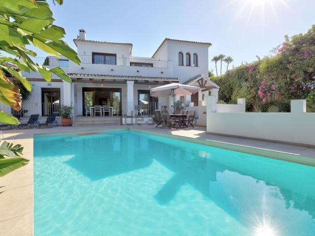 Chalet, El Rosario Ricmar, Marbella
