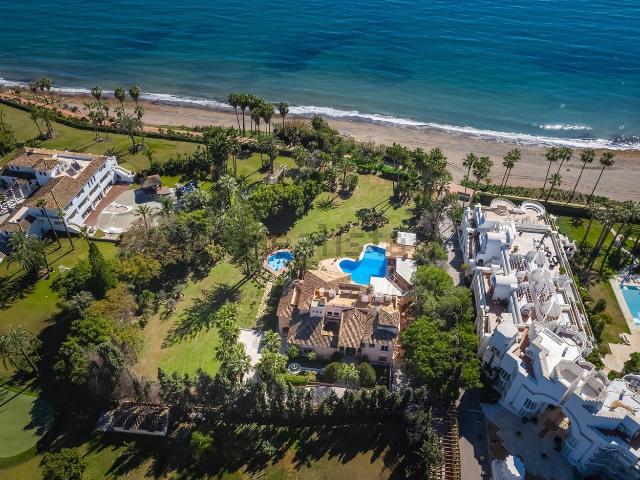 Chalet, El Velerín, Estepona