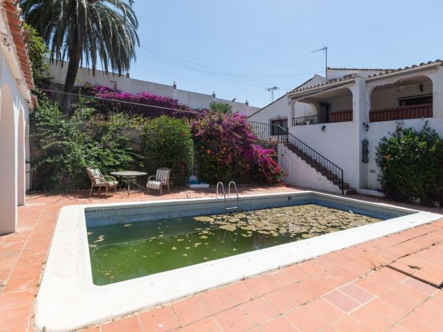 Chalet, El Velerín, Estepona
