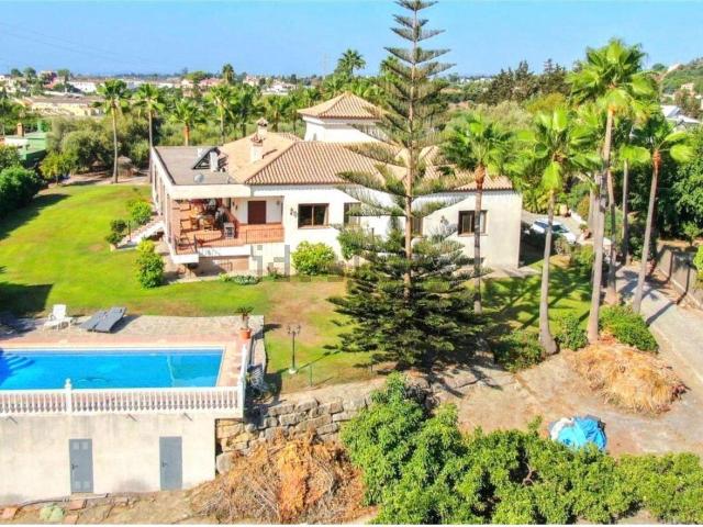Chalet, El Velerín, Estepona