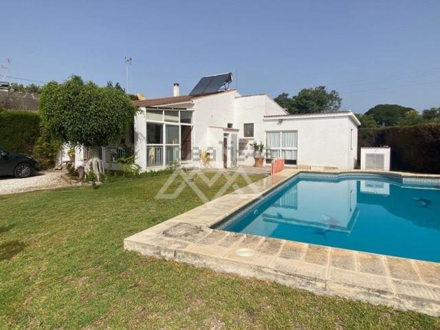 Chalet, El Velerín, Estepona