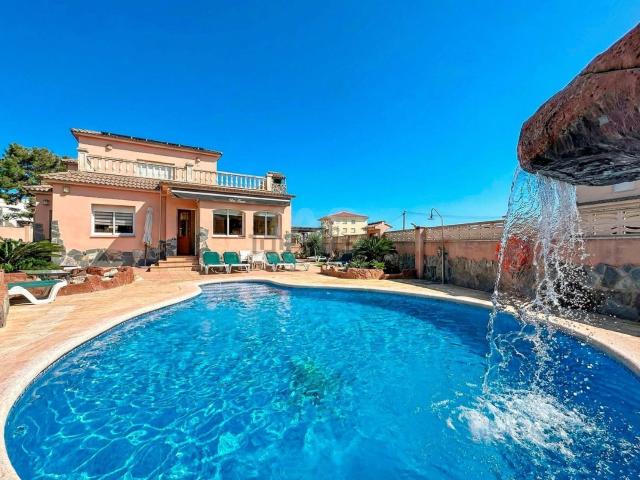 Chalet, El Vendrell