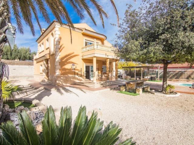 Chalet, Elche / Elx