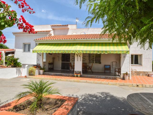 Chalet, Elche / Elx