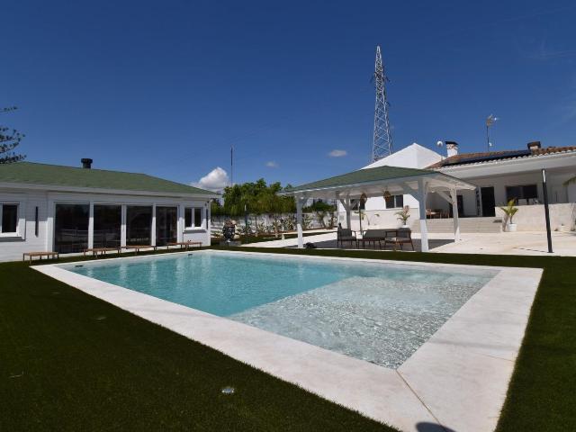 Chalet, Elche / Elx