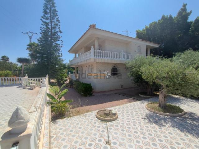 Chalet, Elche / Elx