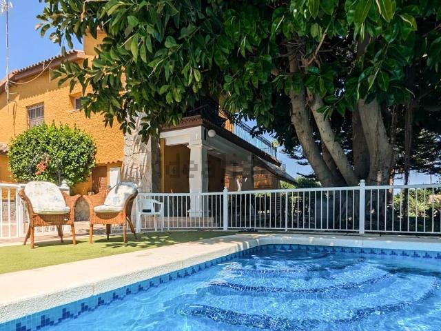Chalet, Elche / Elx