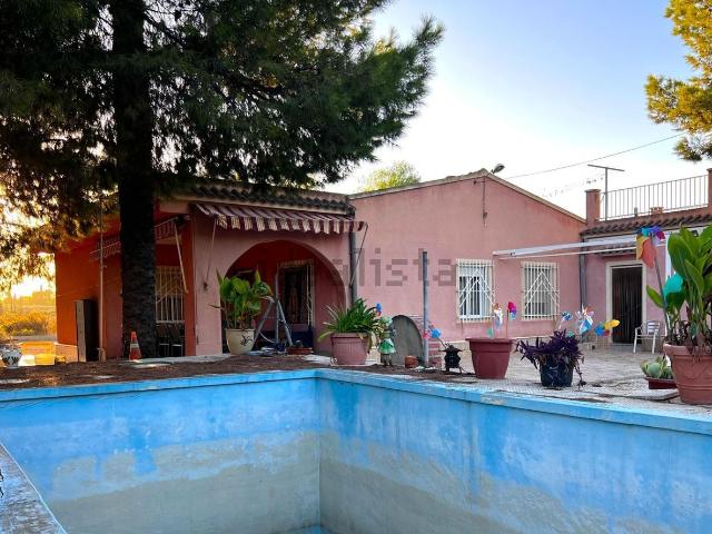 Chalet, Elche / Elx