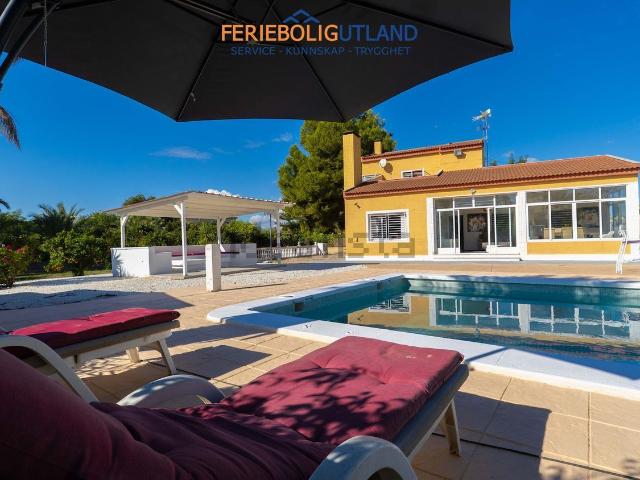 Chalet, Elche / Elx